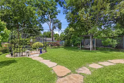 9003 Santa Clara Drive, Dallas, TX 75218 - Photo 14