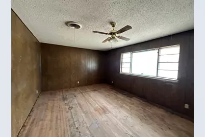 1005 136th Street, Lubbock, TX 79423 - Photo 4