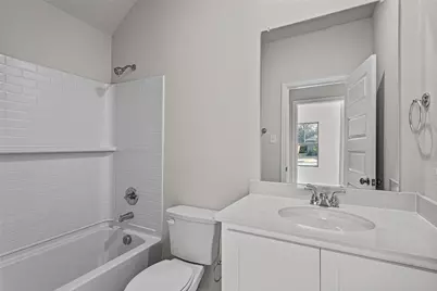 512 Meadow Run Drive, Van Alstyne, TX 75495 - Photo 10