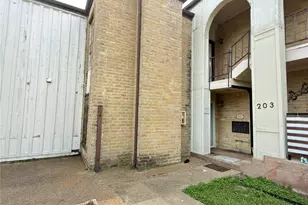 6032 Westridge Ln, Fort Worth, TX 76116 - Photo 2