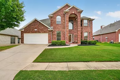 17 Tallwood Lane, Edgecliff Village, TX 76134 - Photo 1