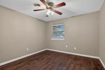 5732 Bonnie Wayne Street, Haltom City, TX 76117 - Photo 16
