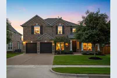 2827 Mariposa Drive, Grand Prairie, TX 75054 - Photo 2