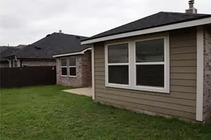 1700 Zebra Finch Dr, Little Elm, TX 75068 - Photo 2
