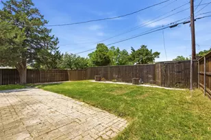 9005 Clearwater Dr, Dallas, TX 75243 - Photo 30