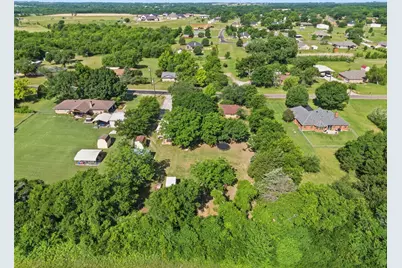 2701 Rolling Hills Drive, Sherman, TX 75092 - Photo 6
