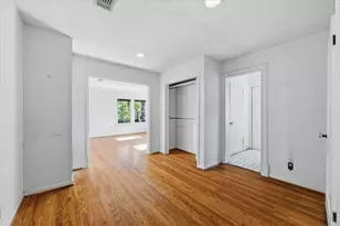 725 Newell Ave, Dallas, TX 75223 - Photo 10