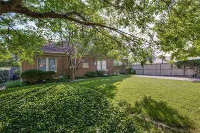 725 Newell Avenue, Dallas, TX 75223 - Photo 18