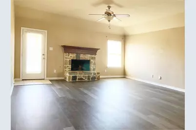 2108 Willow Creek Drive, Little Elm, TX 75068 - Photo 10