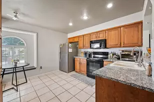 6716 Copperwood Ct, Arlington, TX 76001 - Photo 16