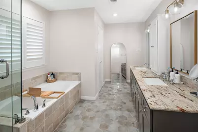 8817 Arborside Drive, Dallas, TX 75243 - Photo 14