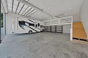 620 E 6th St, Springtown, TX 76082 - Photo 32