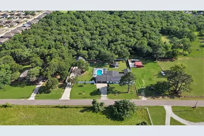 620 E 6th Street, Springtown, TX 76082 - Photo 40