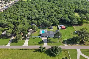 620 E 6th St, Springtown, TX 76082 - Photo 40