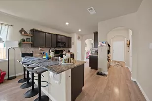134 Yorktown Ct, Venus, TX 76084 - Photo 4
