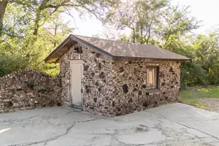 8313 Lupine Cir S, Fort Worth, TX 76135 - Photo 30