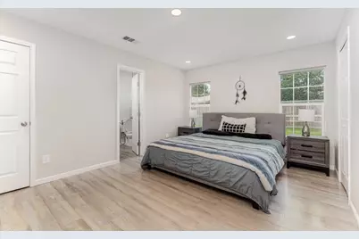1700 Delaford Circle, Carrollton, TX 75007 - Photo 16