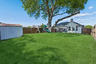 2117 Oak Bend Ln, Garland, TX 75040 - Photo 26
