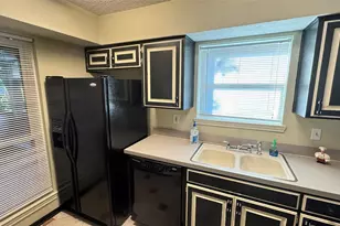 1200 Calico Ln, Arlington, TX 76011 - Photo 18