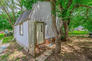 3007 Tanglewood Dr, Granbury, TX 76048 - Photo 16