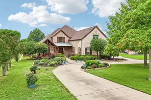 10473 Rogers Rd, Frisco, TX 75033 - Photo 2