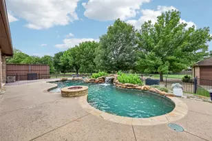 10473 Rogers Rd, Frisco, TX 75033 - Photo 34