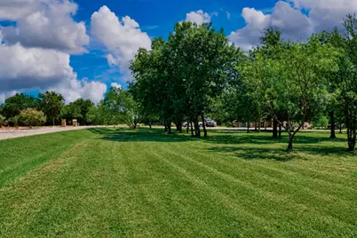1701 Flagstone Court, Granbury, TX 76049 - Photo 6