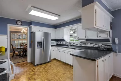 3704 Lynnwood Drive, Arlington, TX 76013 - Photo 8