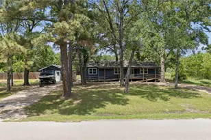 128 Harmon Rd, Gun Barrel City, TX 75156 - Photo 1