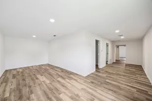 9242 Green Springs Cir, Sanger, TX 76266 - Photo 10