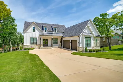 560 Prairie Timber Road, Burleson, TX 76028 - Photo 2