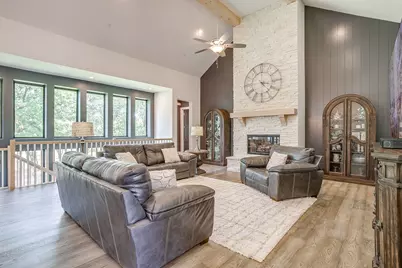 560 Prairie Timber Road, Burleson, TX 76028 - Photo 6
