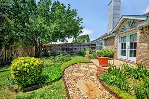 2105 Pritchard Dr, Grapevine, TX 76051 - Photo 38