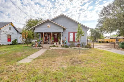 905 6th Avenue SE, Mineral Wells, TX 76067 - Photo 1