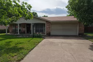 2763 Beechmont Dr, Dallas, TX 75228 - Photo 6