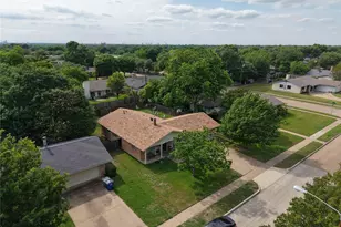 2763 Beechmont Dr, Dallas, TX 75228 - Photo 4
