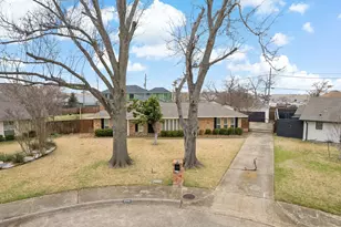 10141 Fieldfare Ct, Dallas, TX 75229 - Photo 32