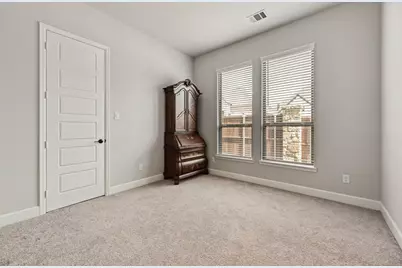 1753 Sir Dustin Lane, Carrollton, TX 75010 - Photo 14