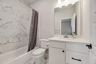 1753 Sir Dustin Ln, Carrollton, TX 75010 - Photo 34