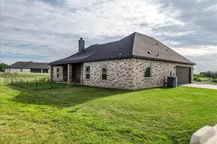 1040 Pioneer Xing, Weatherford, TX 76088 - Photo 22