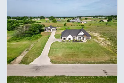 1040 Pioneer Crossing, Weatherford, TX 76088 - Photo 4