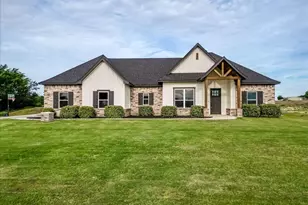 1040 Pioneer Xing, Weatherford, TX 76088 - Photo 1