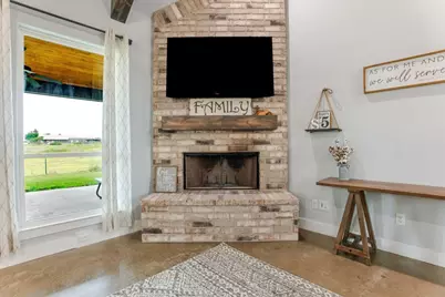 1040 Pioneer Crossing, Weatherford, TX 76088 - Photo 8