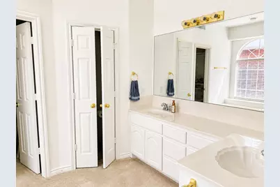 5840 Coral Ridge Court, Frisco, TX 75036 - Photo 10
