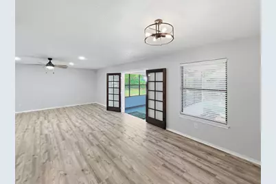 1103 Holiday Court, Granbury, TX 76048 - Photo 16