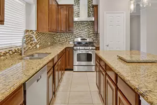 6922 Briarwood Dr, Fort Worth, TX 76132 - Photo 12