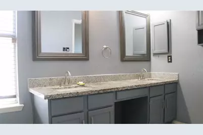 2226 Orchard Trail, Garland, TX 75040 - Photo 8