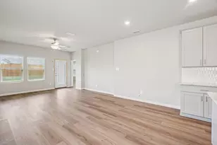 3524 Bridgeport Dr, Farmersville, TX 75442 - Photo 6