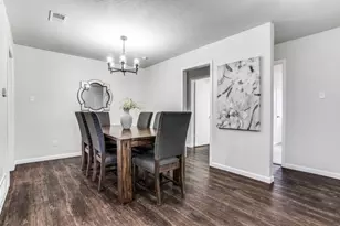 4013 Burkett Dr, Benbrook, TX 76116 - Photo 4