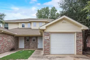 1233 & 1237 Village Garden Dr, Azle, TX 76020 - Photo 2